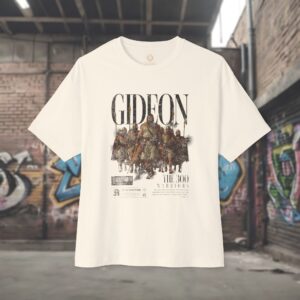 Gideon and the three hundred Oversized T-Shirt